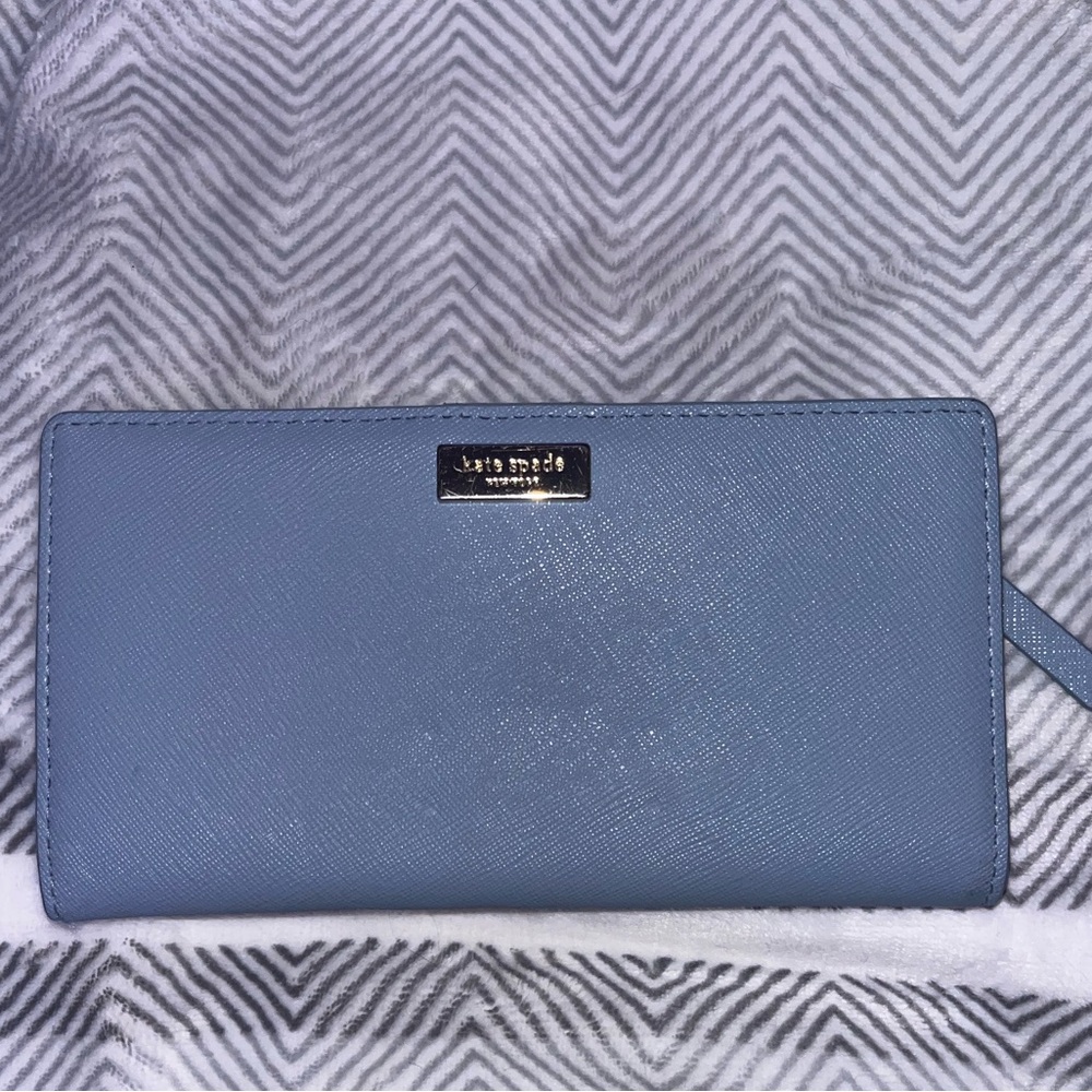 Gently used Kate Spade slim bifold wallet